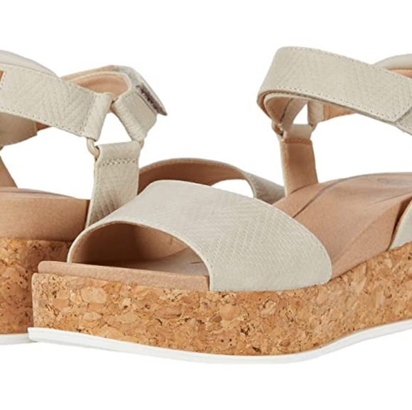 SOLD !! Dr. Scholl's platform - Picture 2 of 9